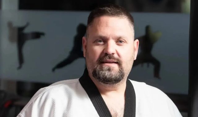 Σέρρες: Ο Βαγγέλης Δαύτσιος, επιλέχθηκε, με άδεια εισόδου εκπροσώπου του ολυμπιακού Tae Kwon Do, στις σχολικές μονάδες πρωτοβάθμιας εκπαίδευσης όλου του Νομού Σερρών!