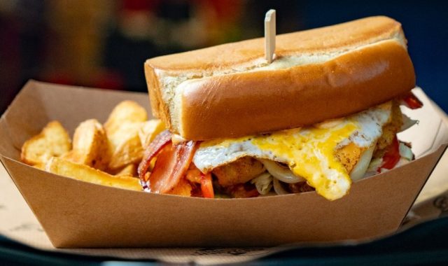 Σέρρες: Το Chicken Universe… αλλάζει τους κανόνες στο φαγητό! – Delivery: 2321181391 (ΦΩΤΟΓΡΑΦΙΕΣ)