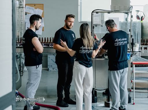 Σέρρες, Voreia Beer: Εμείς την ετοιμάζουμε με υπομονή και φτάσει από τις Σέρρες σε λίμνη, πλατείες, θάλασσες και βουνά!